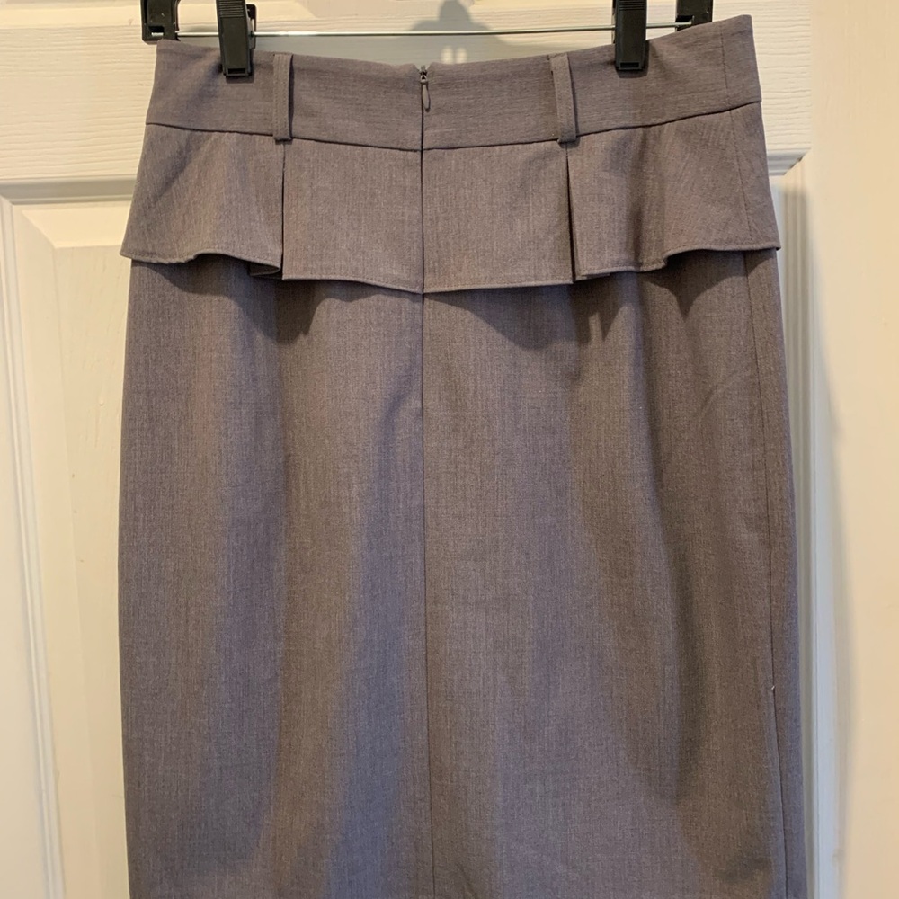 Adrienne Vittadini gray pencil skirt - Picture 2 of 5